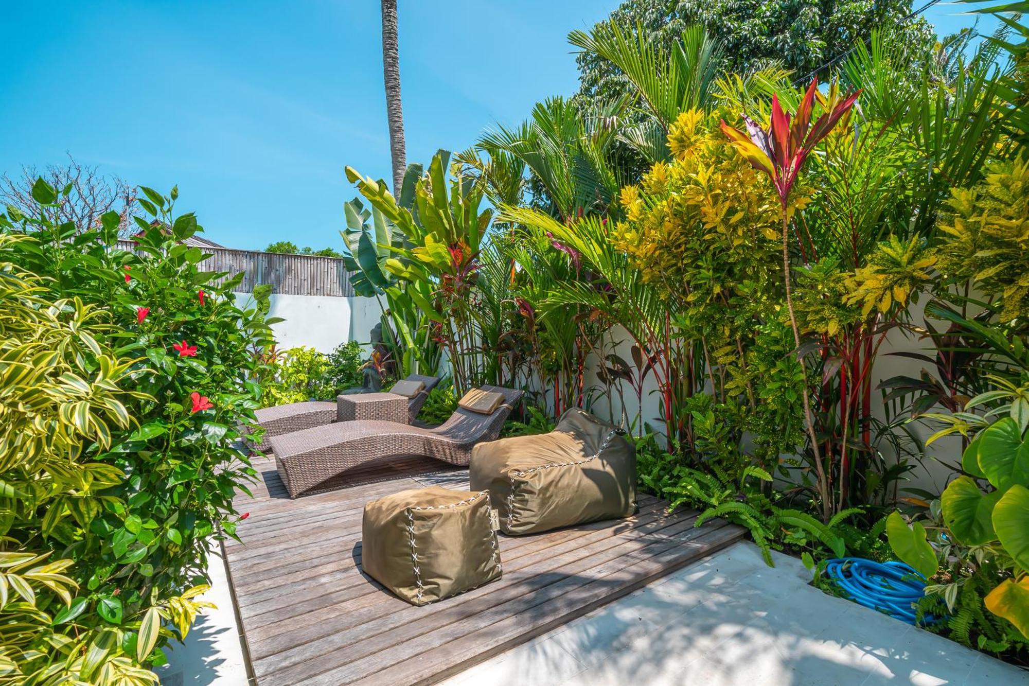 Villa Arunika - Stylish Tropical 2Br Villa Close To Nyanyi Beach! Selemadeg Extérieur photo