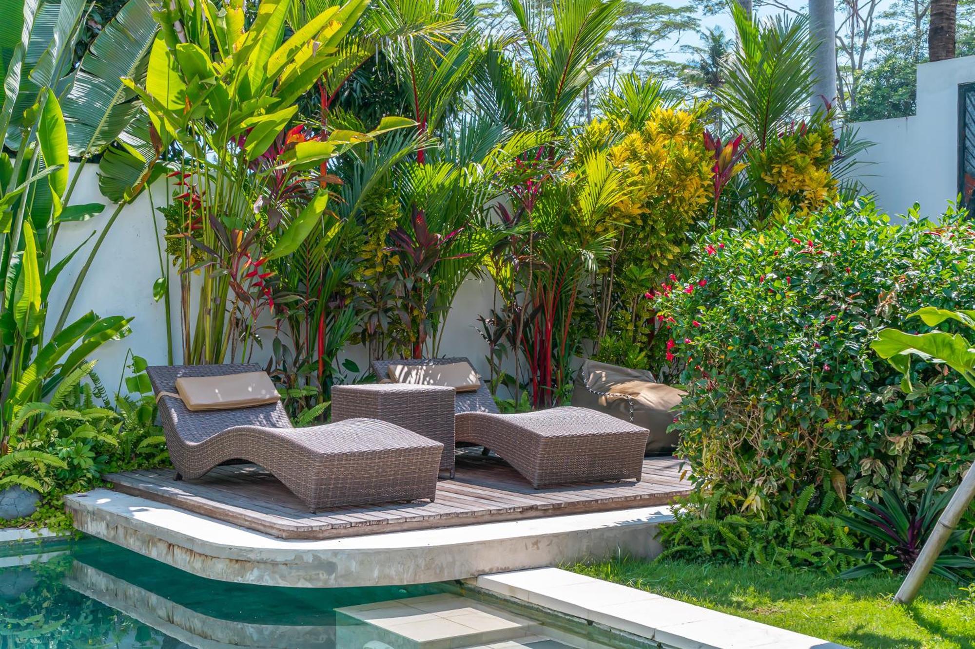 Villa Arunika - Stylish Tropical 2Br Villa Close To Nyanyi Beach! Selemadeg Extérieur photo