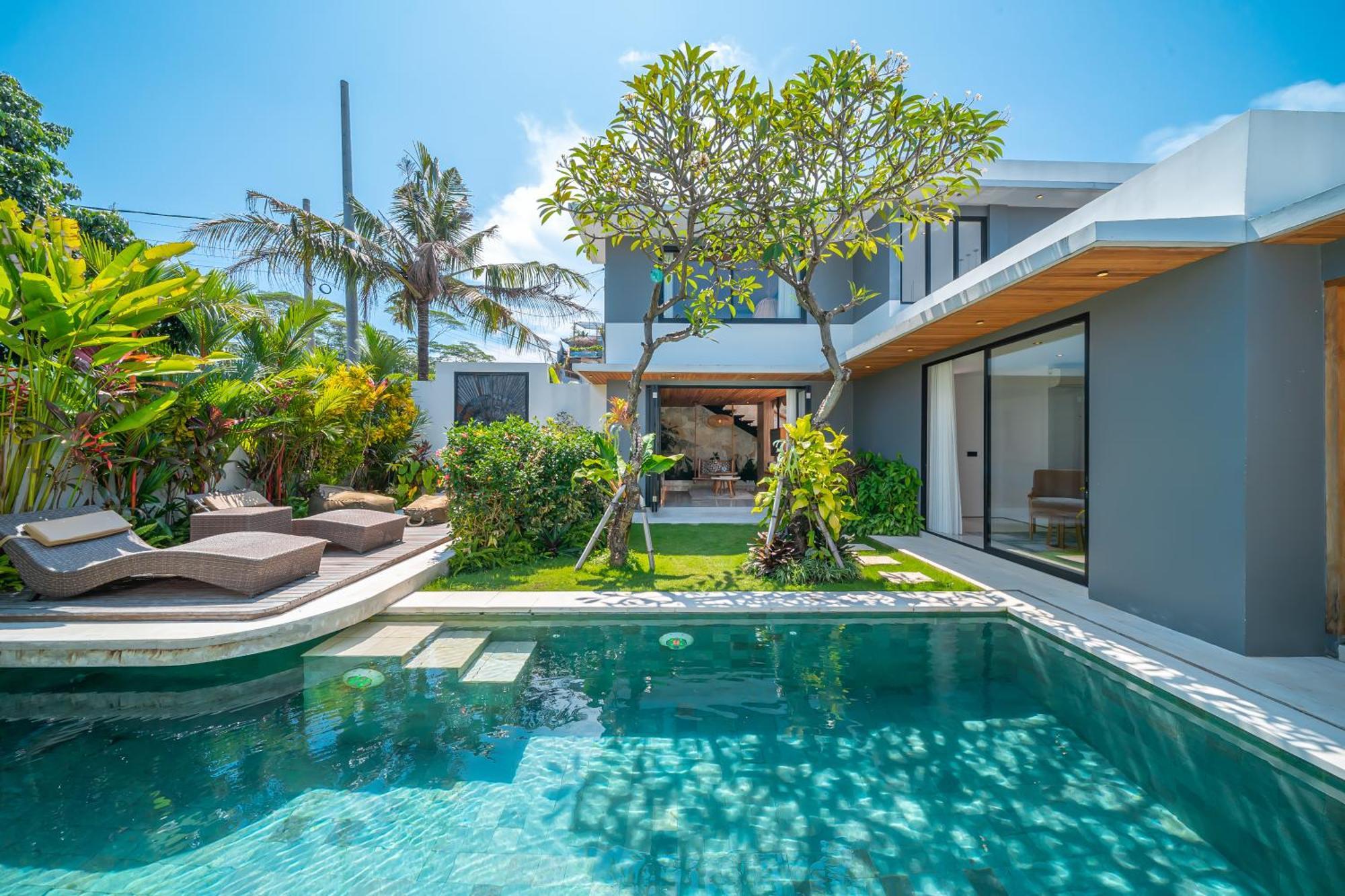 Villa Arunika - Stylish Tropical 2Br Villa Close To Nyanyi Beach! Selemadeg Extérieur photo