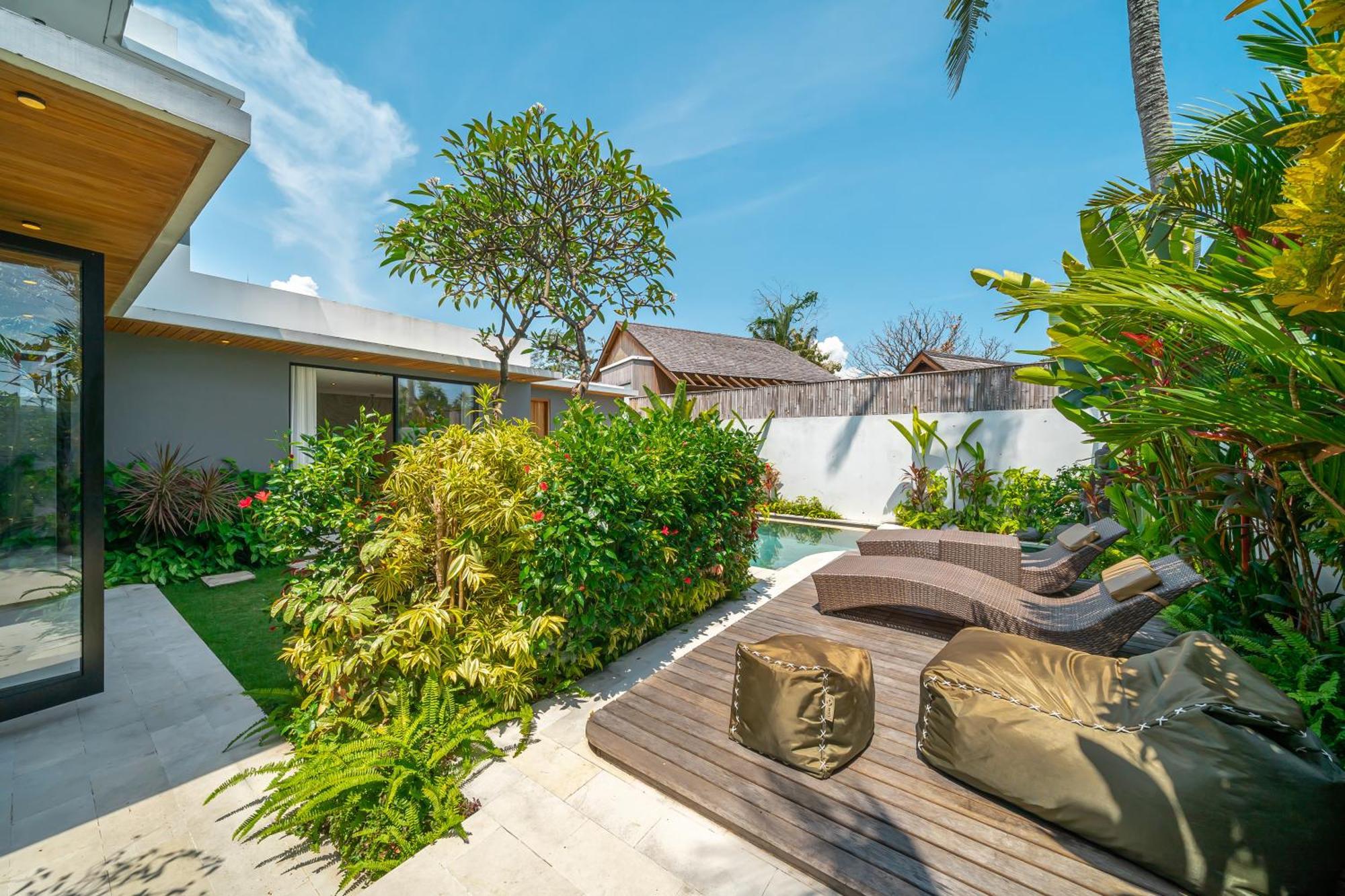 Villa Arunika - Stylish Tropical 2Br Villa Close To Nyanyi Beach! Selemadeg Extérieur photo