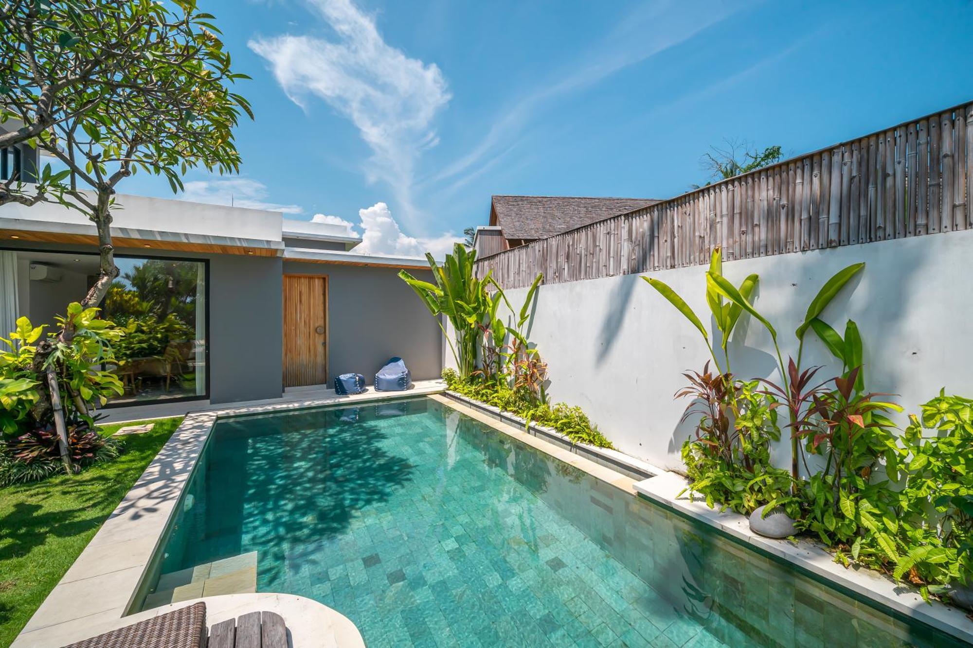 Villa Arunika - Stylish Tropical 2Br Villa Close To Nyanyi Beach! Selemadeg Extérieur photo
