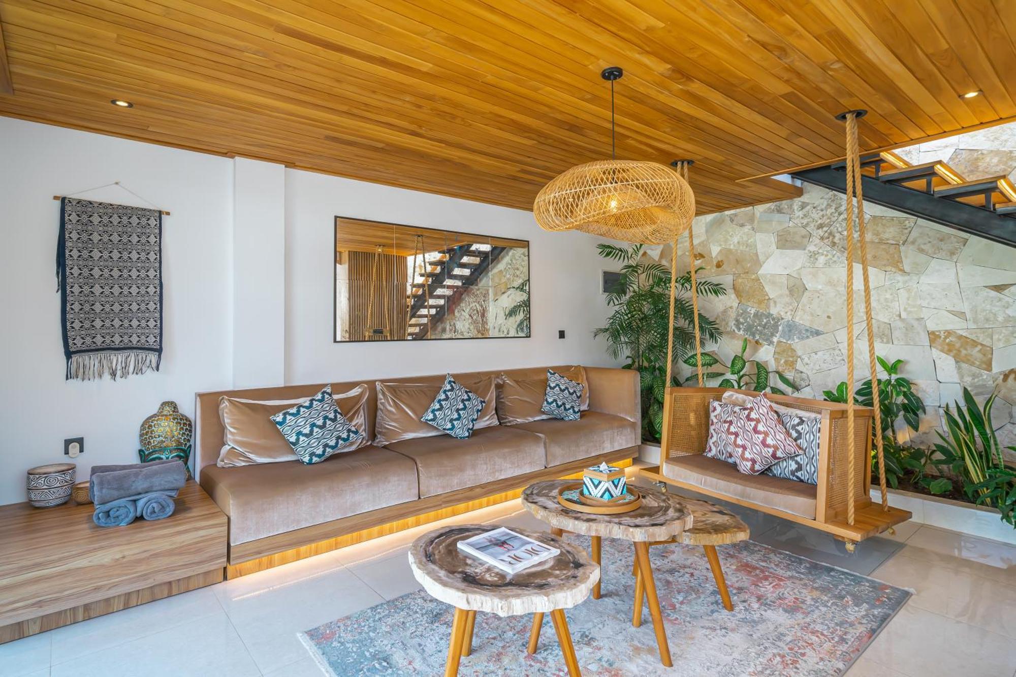 Villa Arunika - Stylish Tropical 2Br Villa Close To Nyanyi Beach! Selemadeg Extérieur photo