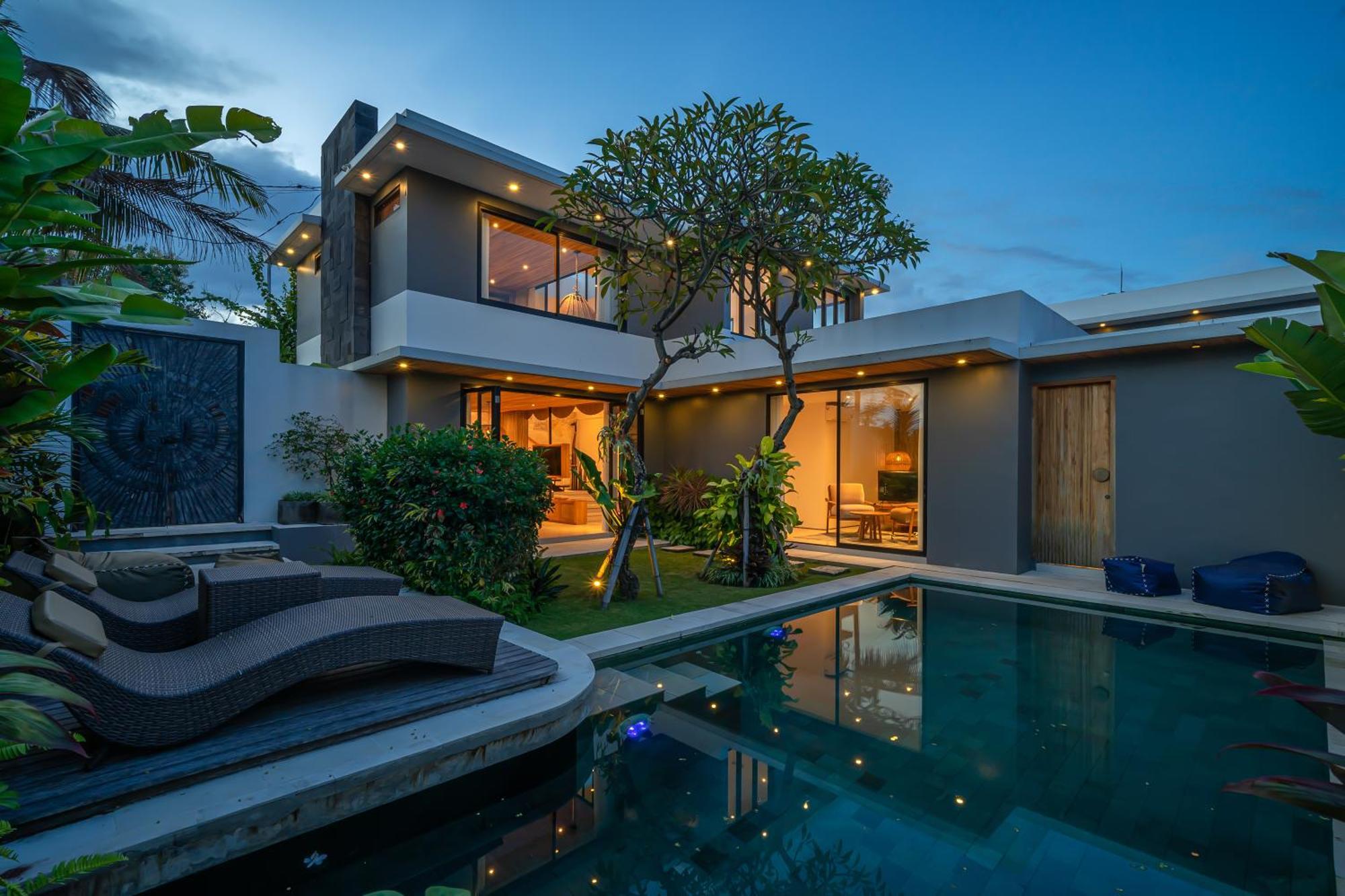 Villa Arunika - Stylish Tropical 2Br Villa Close To Nyanyi Beach! Selemadeg Extérieur photo