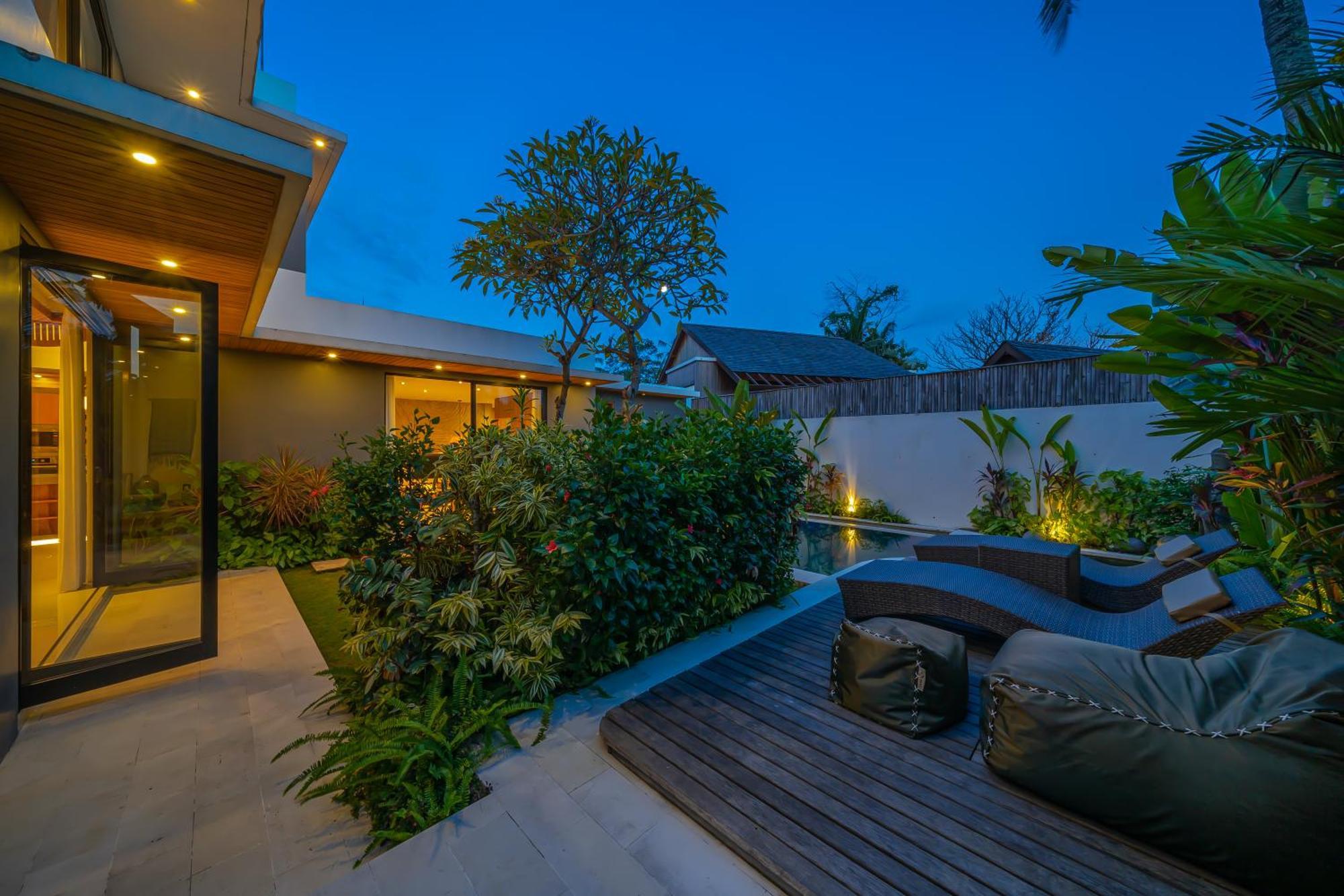 Villa Arunika - Stylish Tropical 2Br Villa Close To Nyanyi Beach! Selemadeg Extérieur photo