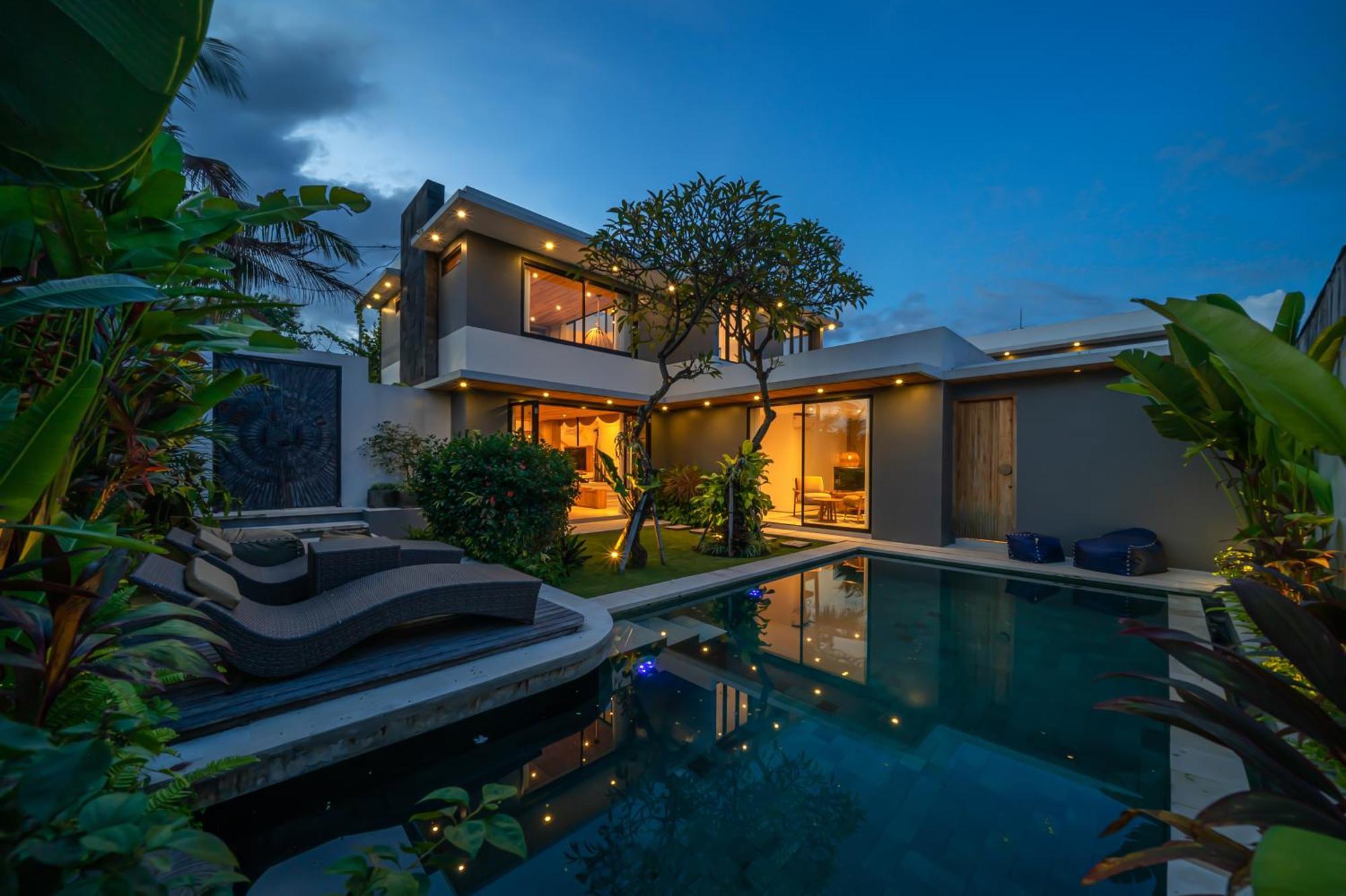 Villa Arunika - Stylish Tropical 2Br Villa Close To Nyanyi Beach! Selemadeg Extérieur photo