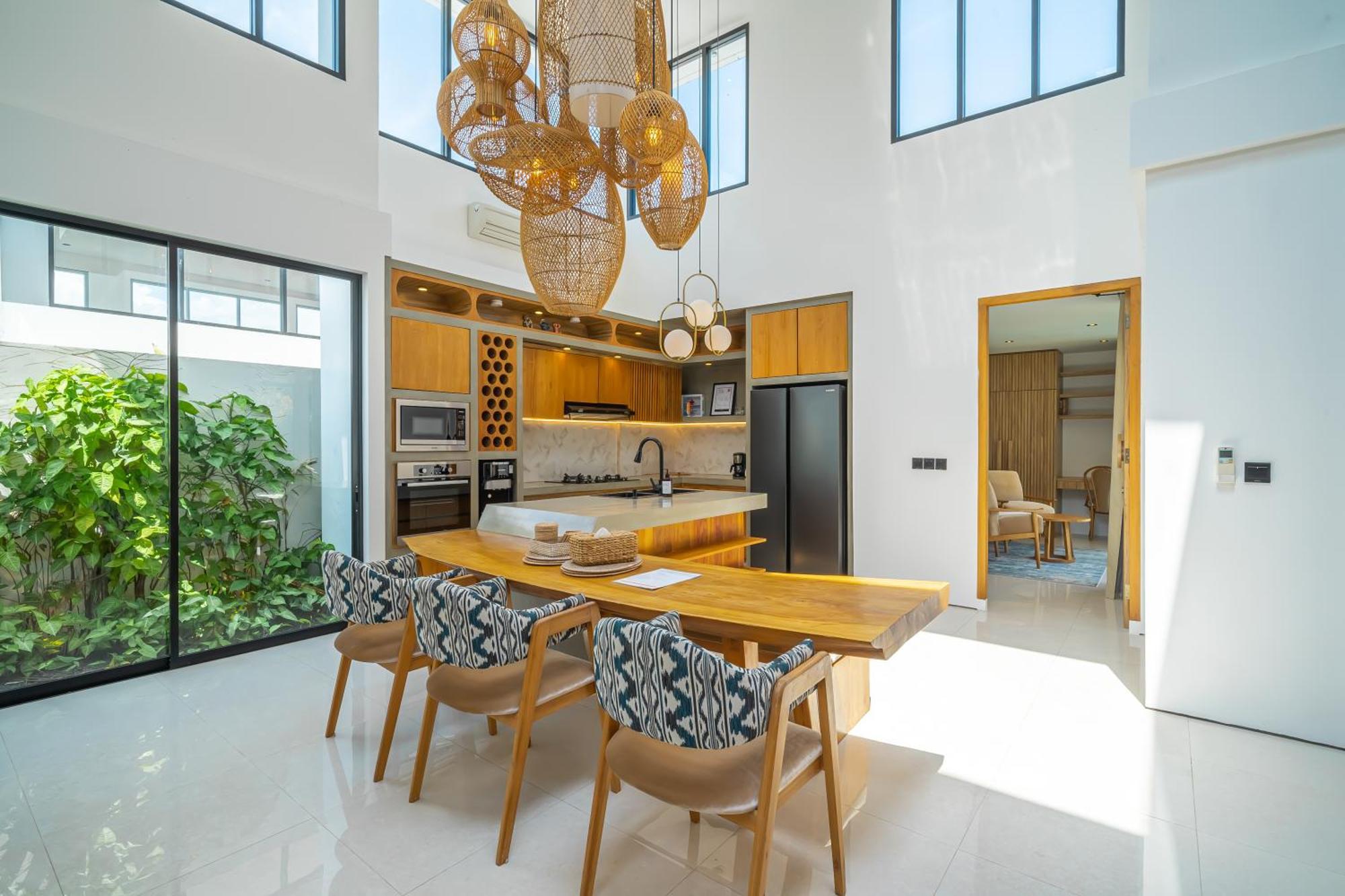 Villa Arunika - Stylish Tropical 2Br Villa Close To Nyanyi Beach! Selemadeg Extérieur photo