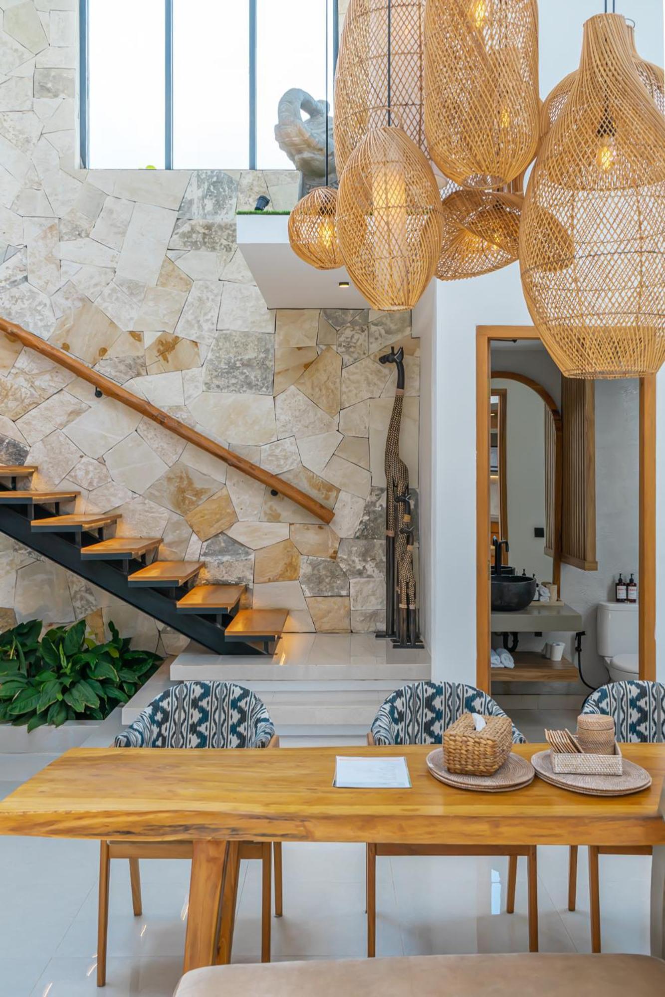 Villa Arunika - Stylish Tropical 2Br Villa Close To Nyanyi Beach! Selemadeg Extérieur photo