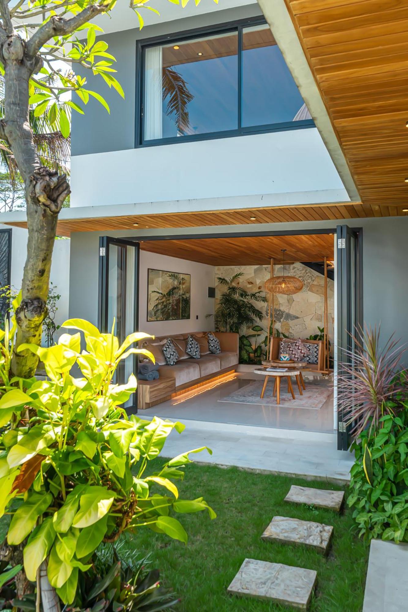 Villa Arunika - Stylish Tropical 2Br Villa Close To Nyanyi Beach! Selemadeg Extérieur photo